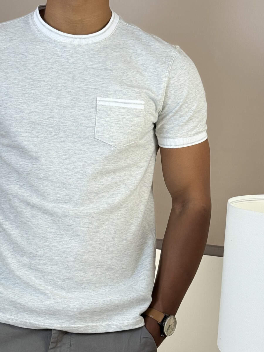 Kereknyakú zsebes póló - szürke - Kép 5